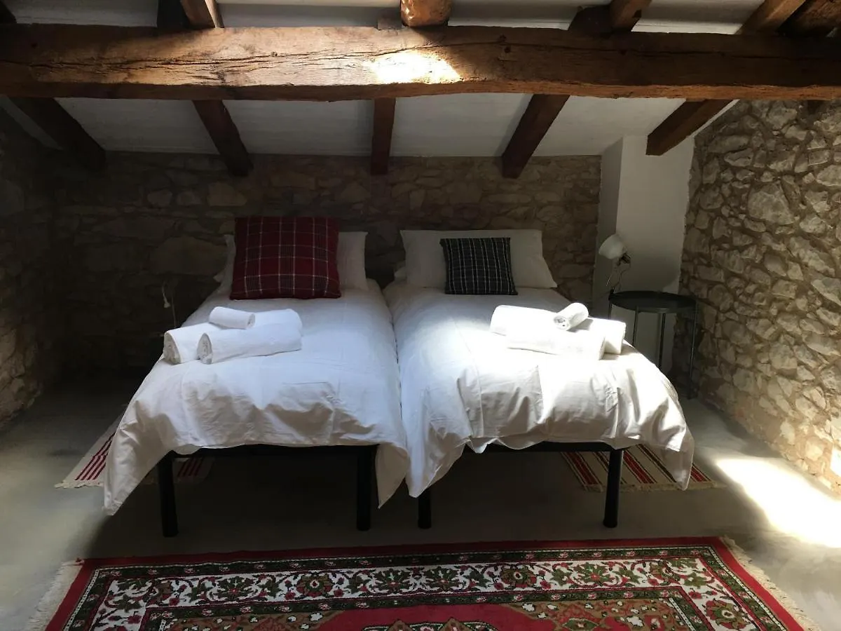 Bed and Breakfast Sotto I Sassi Guiglia Bed & Breakfast